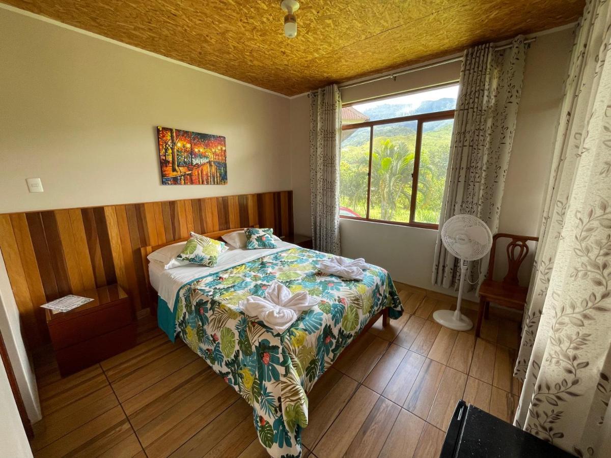 Hotel Mercedes 2*